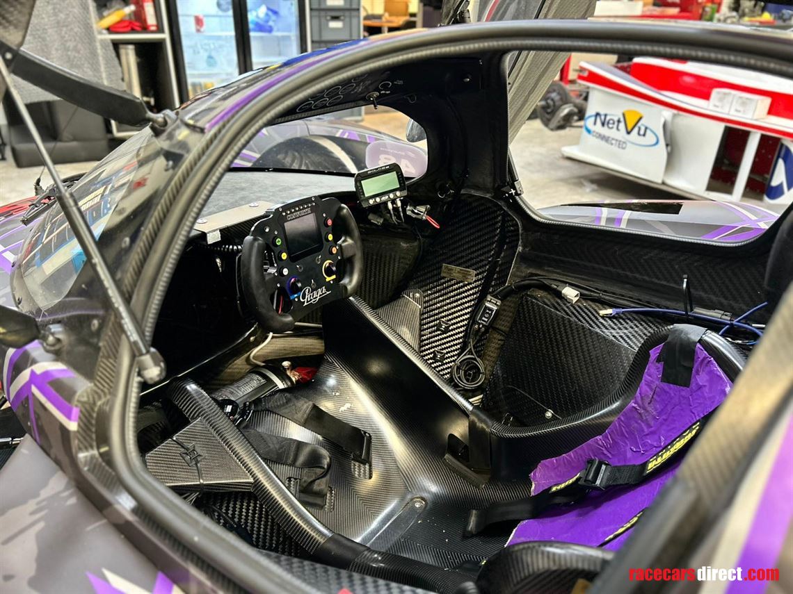 2022-praga-r1-ready-to-race