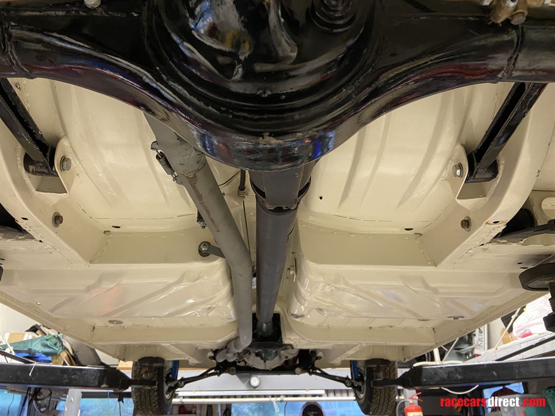 lotus-cortina-fia-race-car