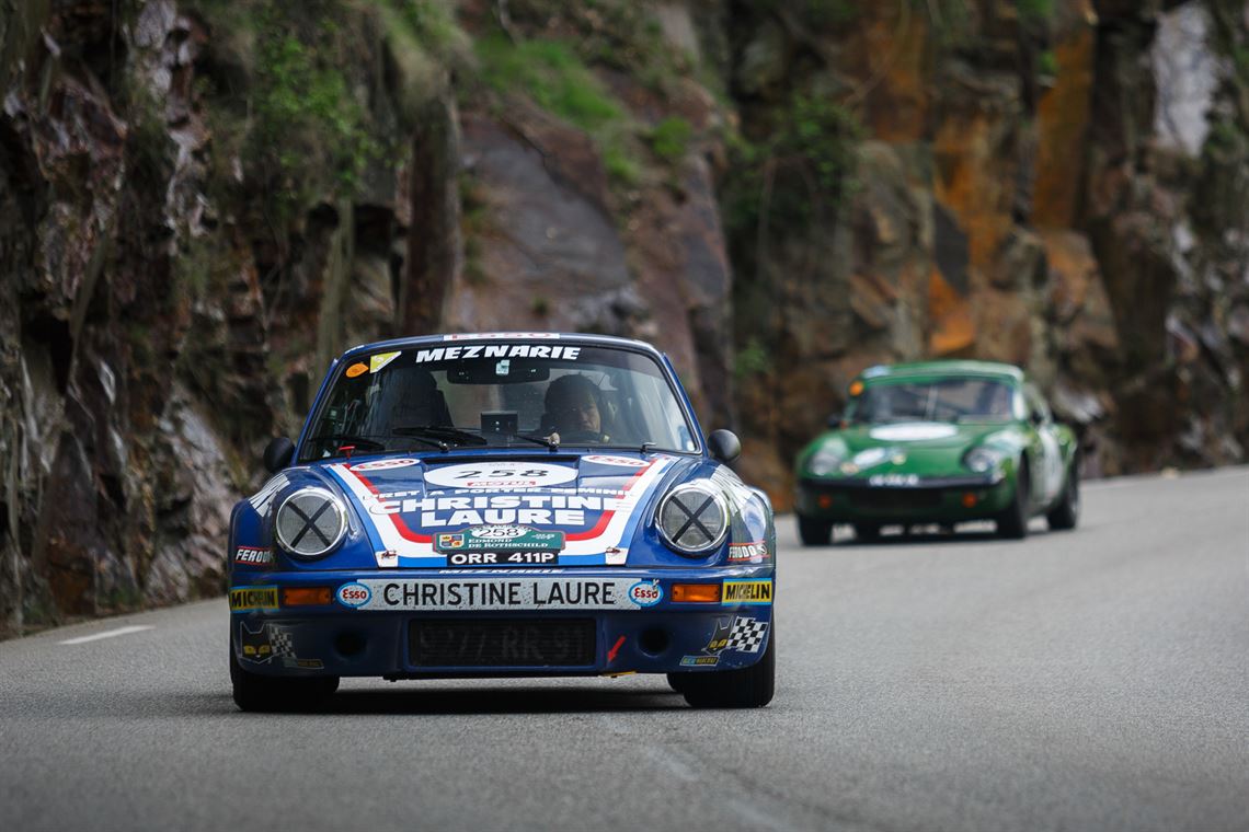 1975-porsche-911-carrera-30-rsr