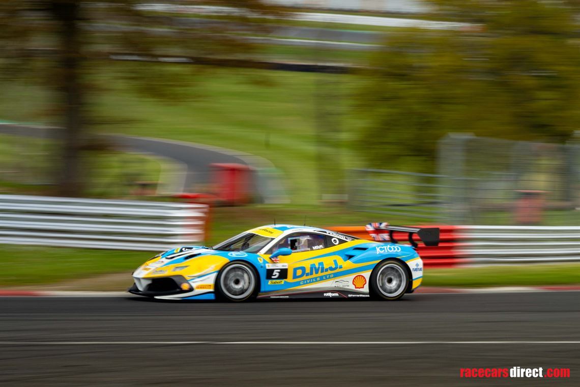 2018-ferrari-488-challenge-evo