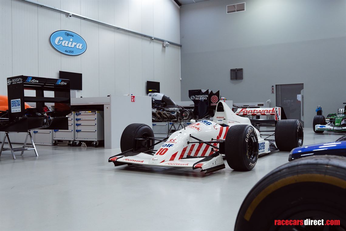 f1-arrows-a11-01