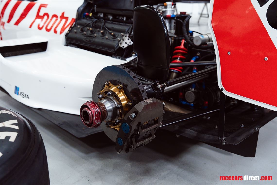 f1-arrows-a11-01
