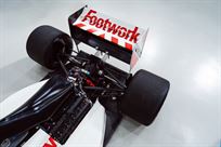 f1-arrows-a11-01
