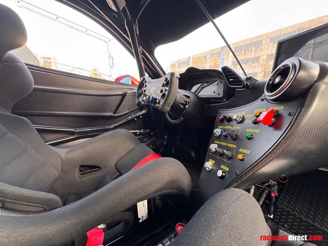 ferrari-488-challenge-evo