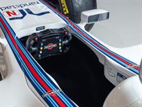 f1-full-scale-simulator-in-martini-livery