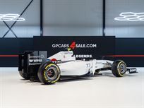 f1-full-scale-simulator-in-martini-livery