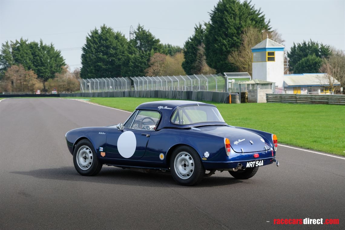 1962-alfa-romeo-giulia-spider-fia