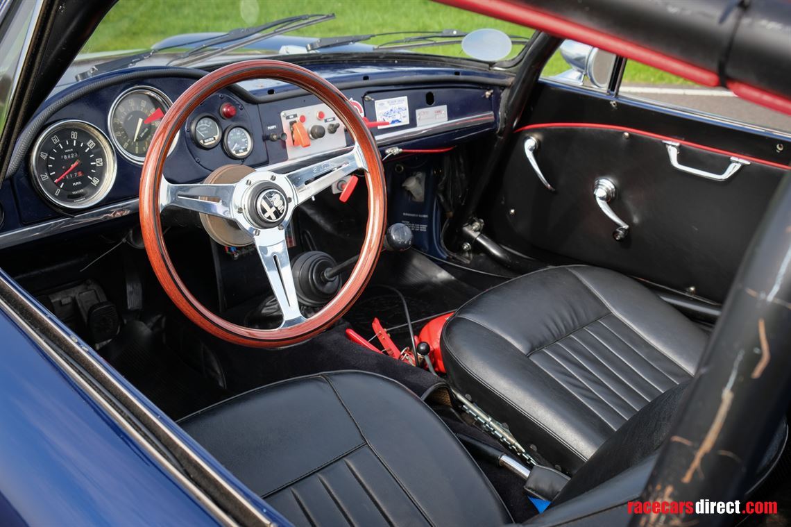 1962-alfa-romeo-giulia-spider-fia