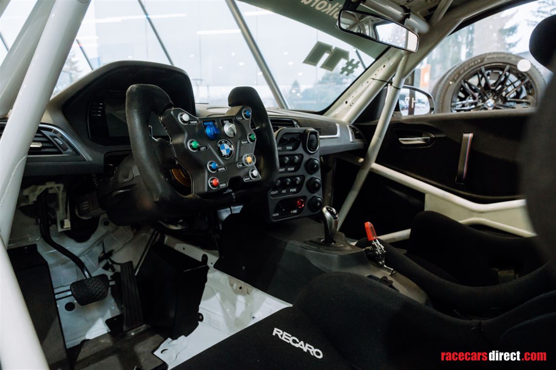 bmw-m2-cs-racing-3500km