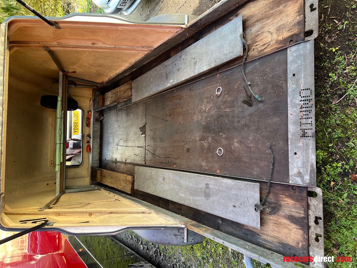 brian-james-minno-covered-trailer