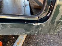 brian-james-minno-covered-trailer