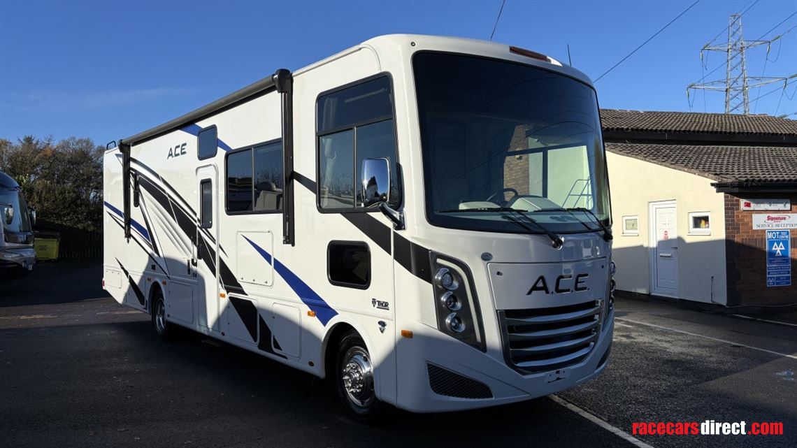 2024-thor-ace-32b-bunkhouse