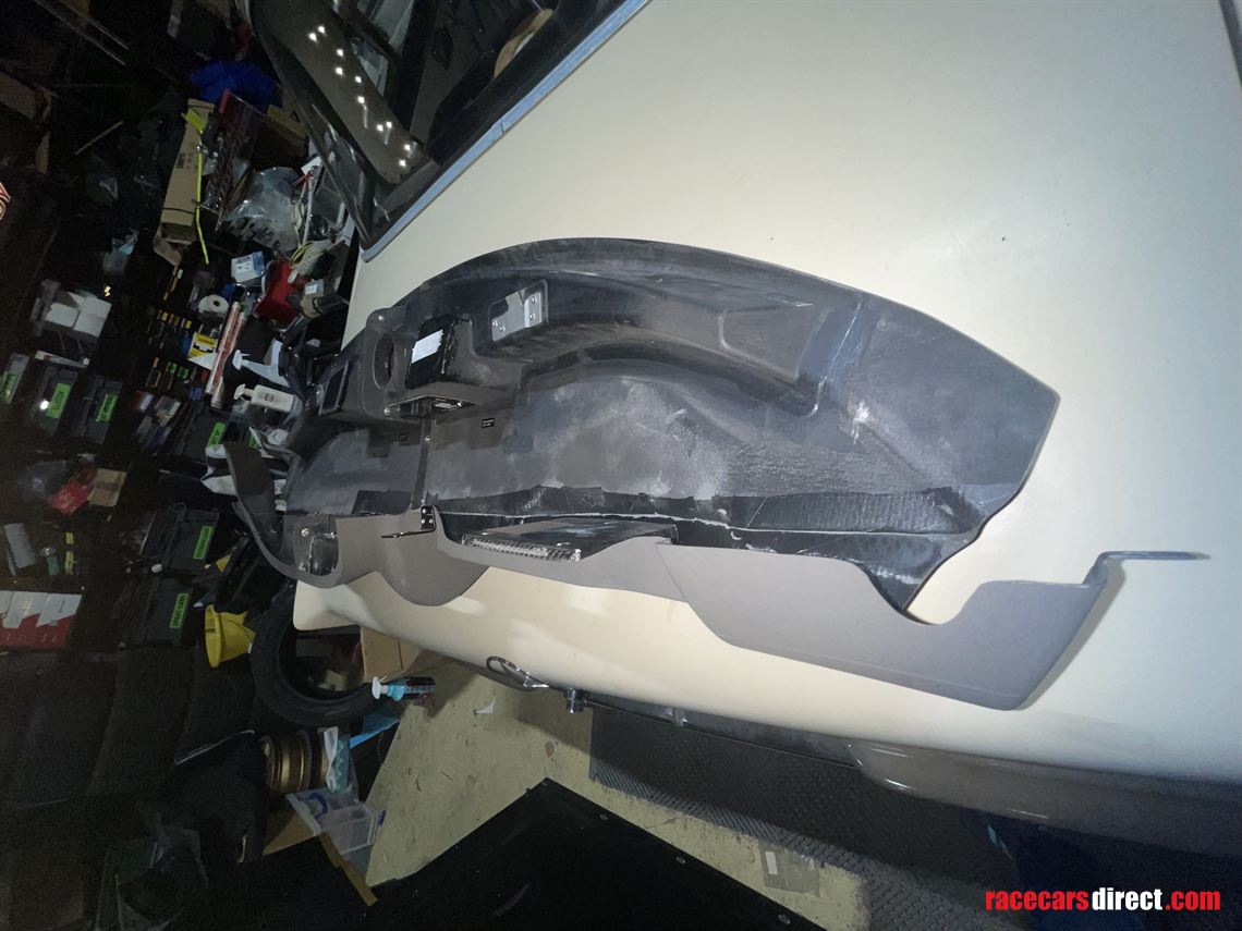 mercedes-amg-carbon-dashboard