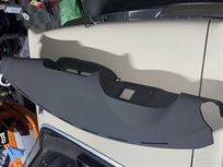 mercedes-amg-carbon-dashboard