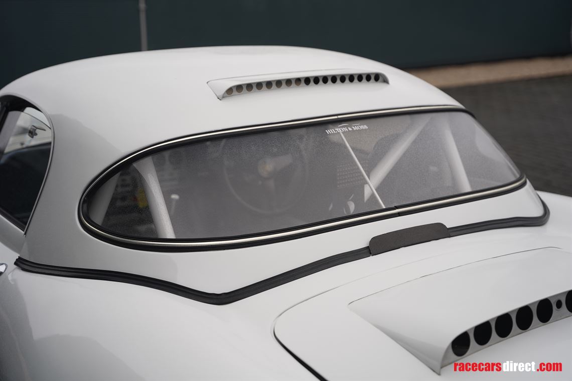 1964-jaguar-e-type-semi-lightweight