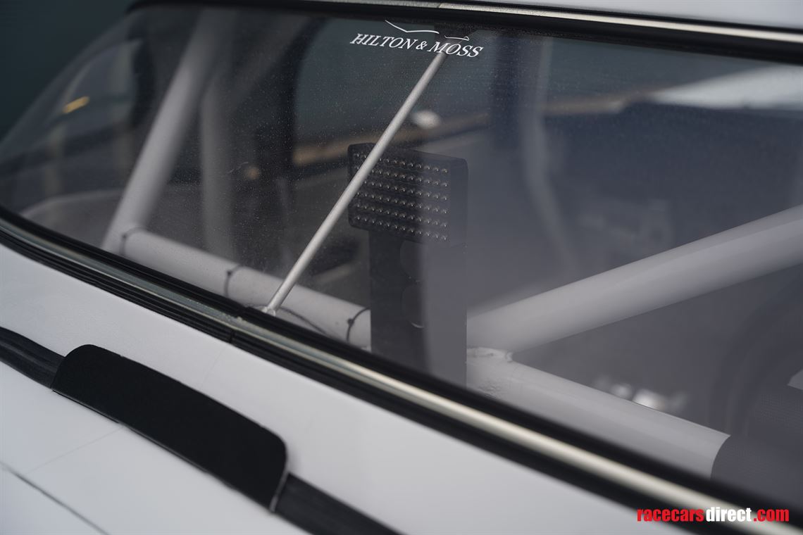 1964-jaguar-e-type-semi-lightweight