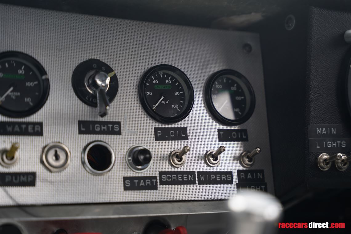 1964-jaguar-e-type-semi-lightweight