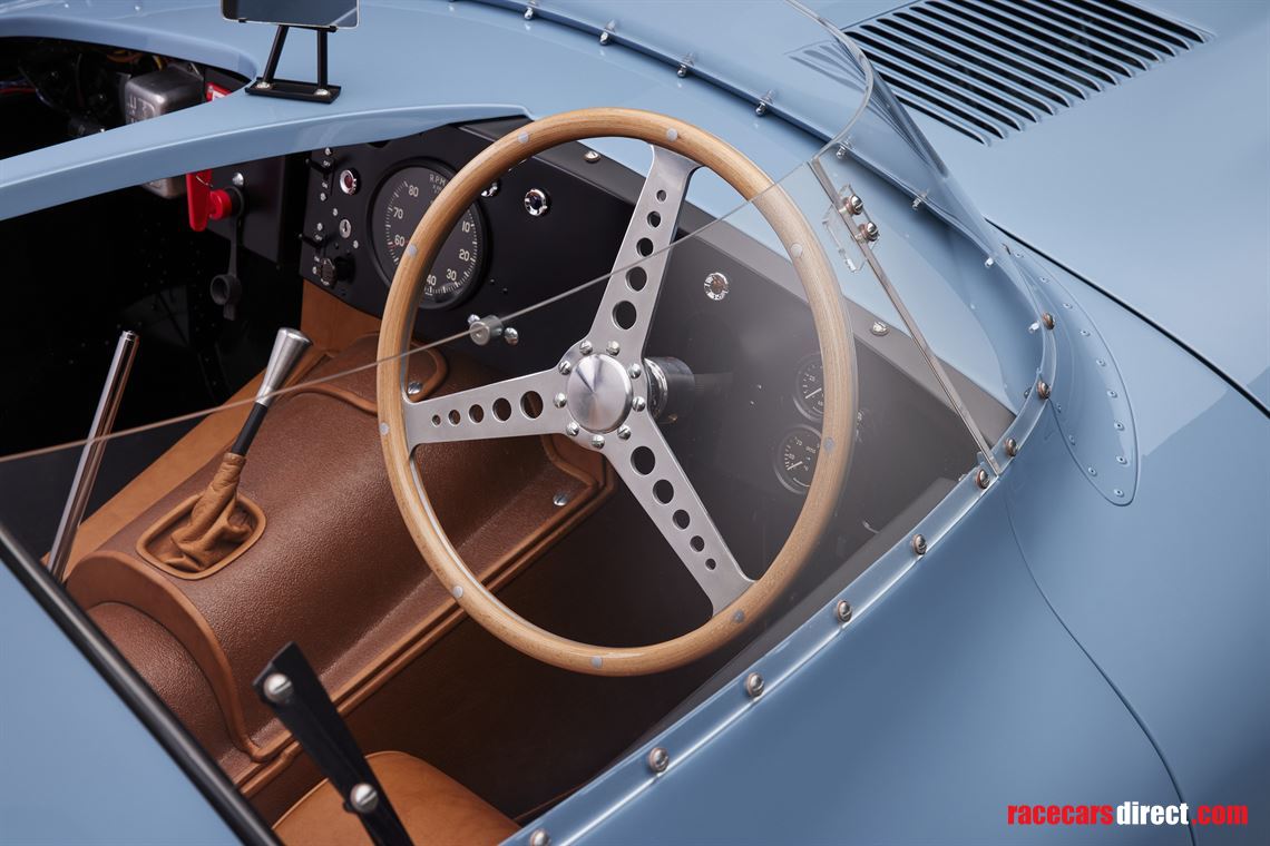 2019-jaguar-d-type-long-nose