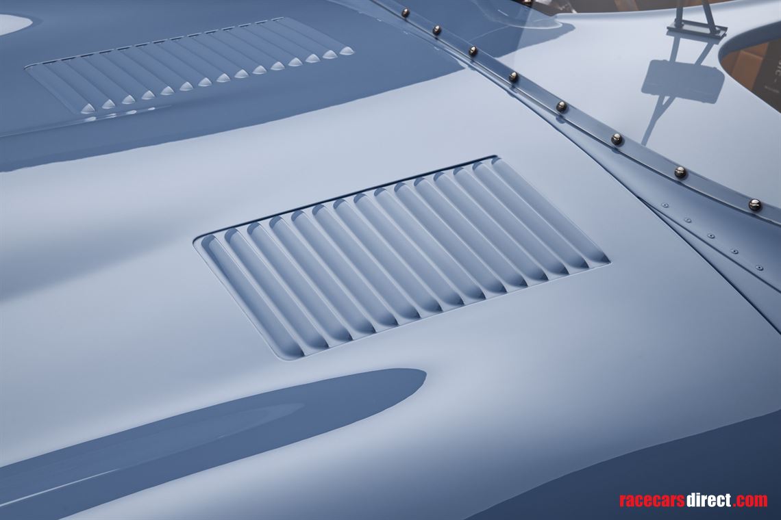 2019-jaguar-d-type-long-nose