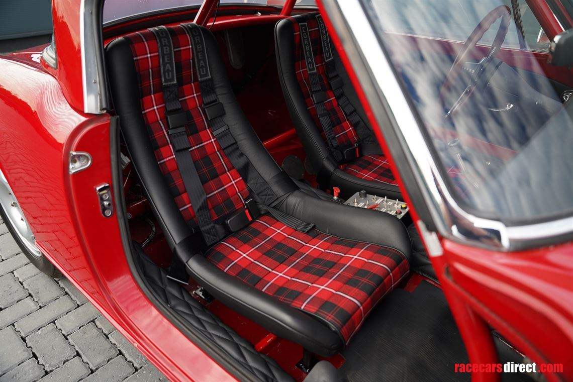 1965-alfa-romeo-giulia-101-spider-veloce