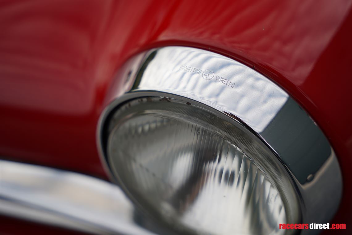 1965-alfa-romeo-giulia-101-spider-veloce