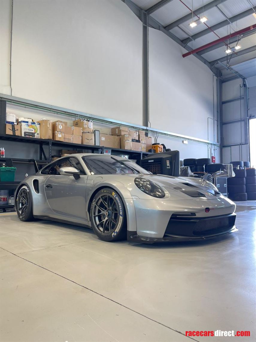 2025-porsche-992-cup-abstc-just-29h-from-new