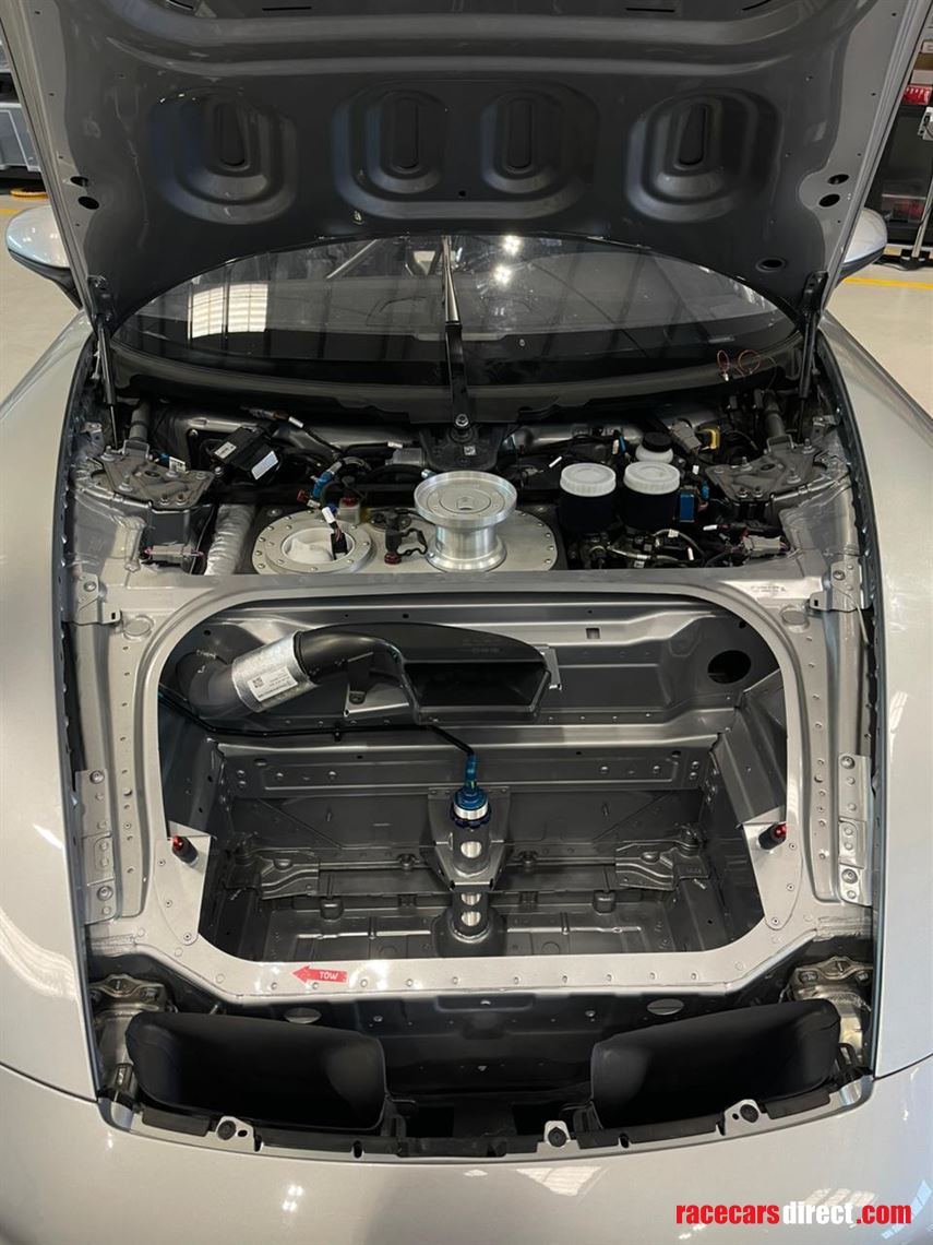 2025-porsche-992-cup-abstc-just-29h-from-new