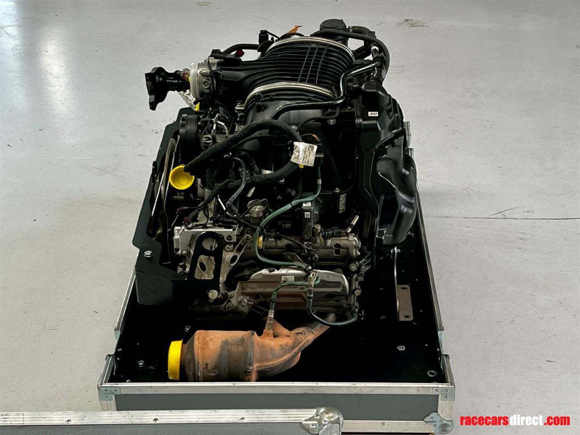 porsche-9921-gt3-engine