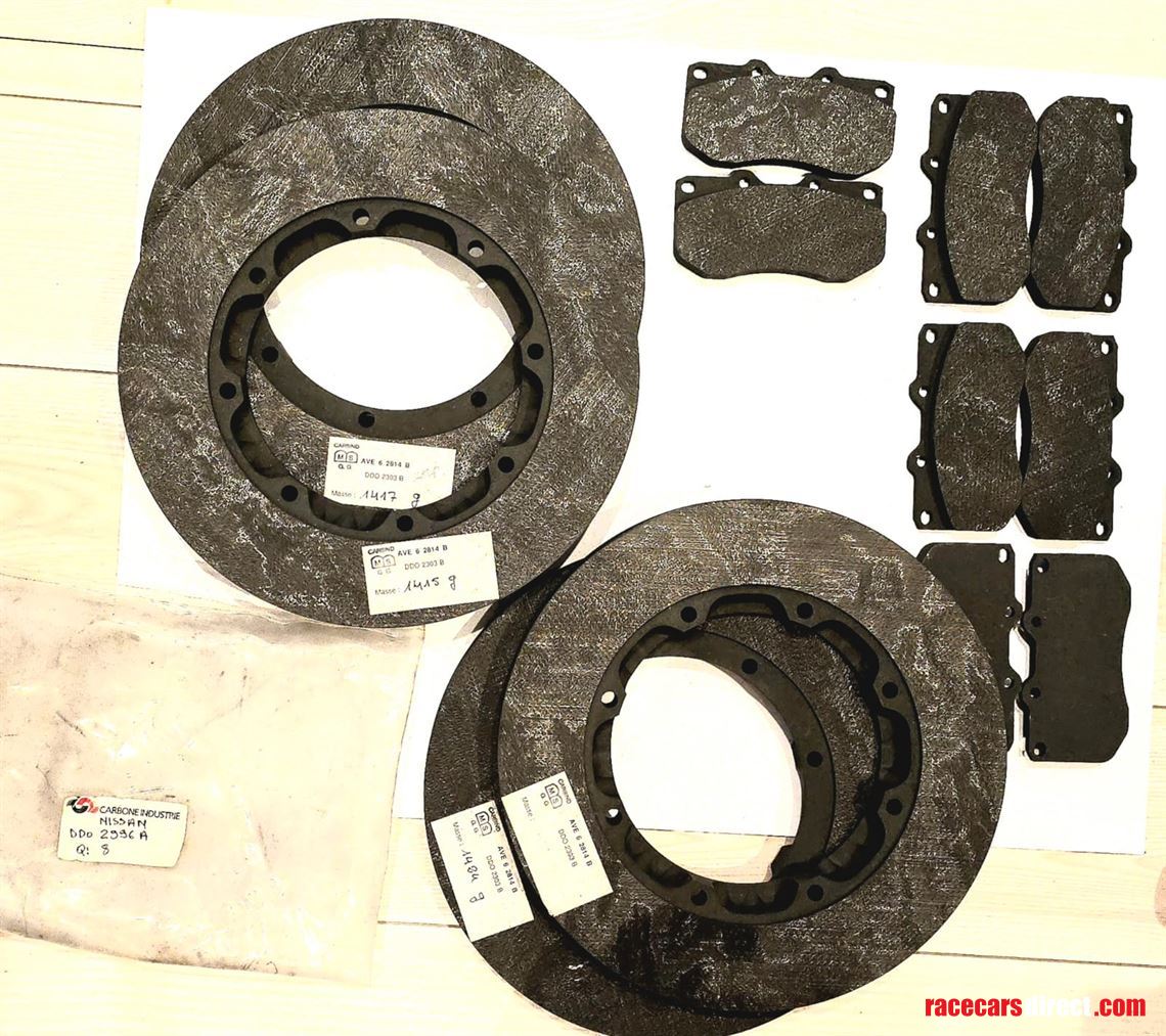 nismo-r90cpr90ck-carbon-brakes