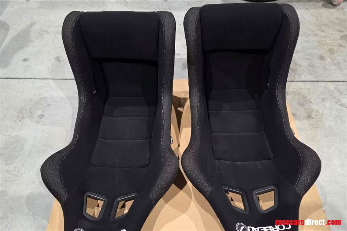 corbeau-race-seats