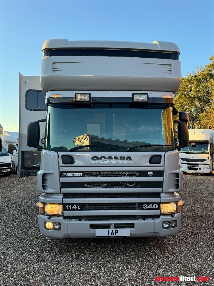 scania-p-series-whittaker-whorsebox