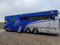 2001-renault-premium-oakley-horsebox