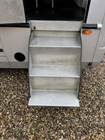 2001-renault-premium-oakley-horsebox