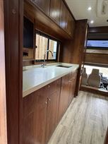 iveco-eurocargo-equicruiser-10-ton