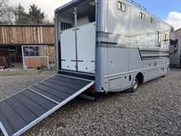 2013-iveco-75-ton-whittaker-coachbuilt-horseb