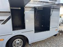 2013-iveco-75-ton-whittaker-coachbuilt-horseb