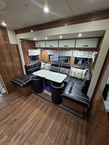 daf-cf-jm-coachbuild-4-horse-slide-out