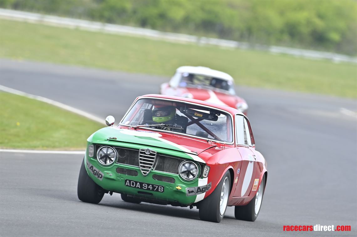 1964-alfa-romeo-giulia-sprint-gt-20-rhd-race