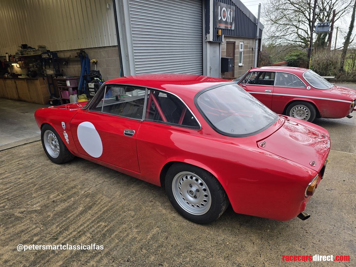 1964-alfa-romeo-giulia-sprint-gt-20-rhd-race