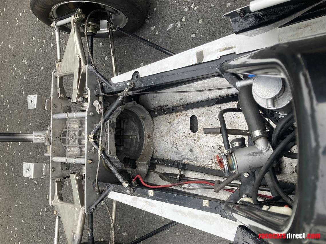 super-rare-reynard-sf82-classic-historic-ff20