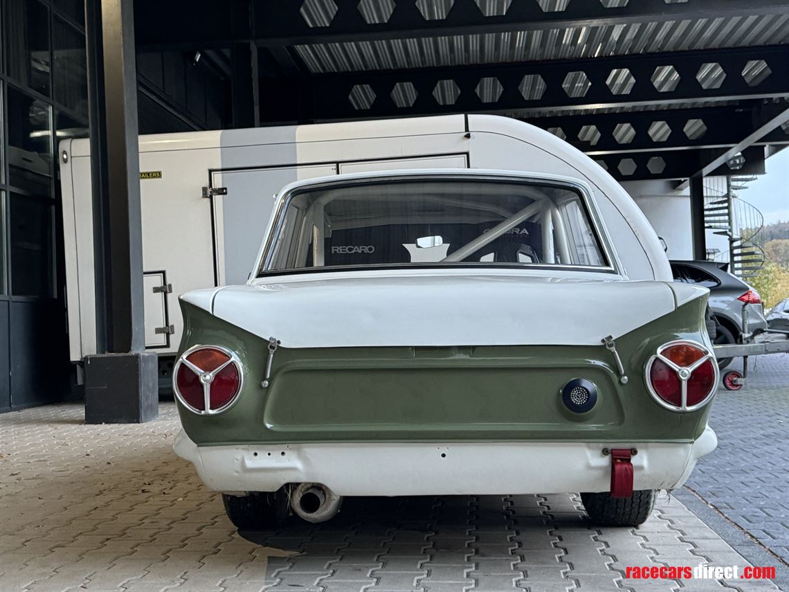 lotus-cortina-fia-htp-championship-winning-in