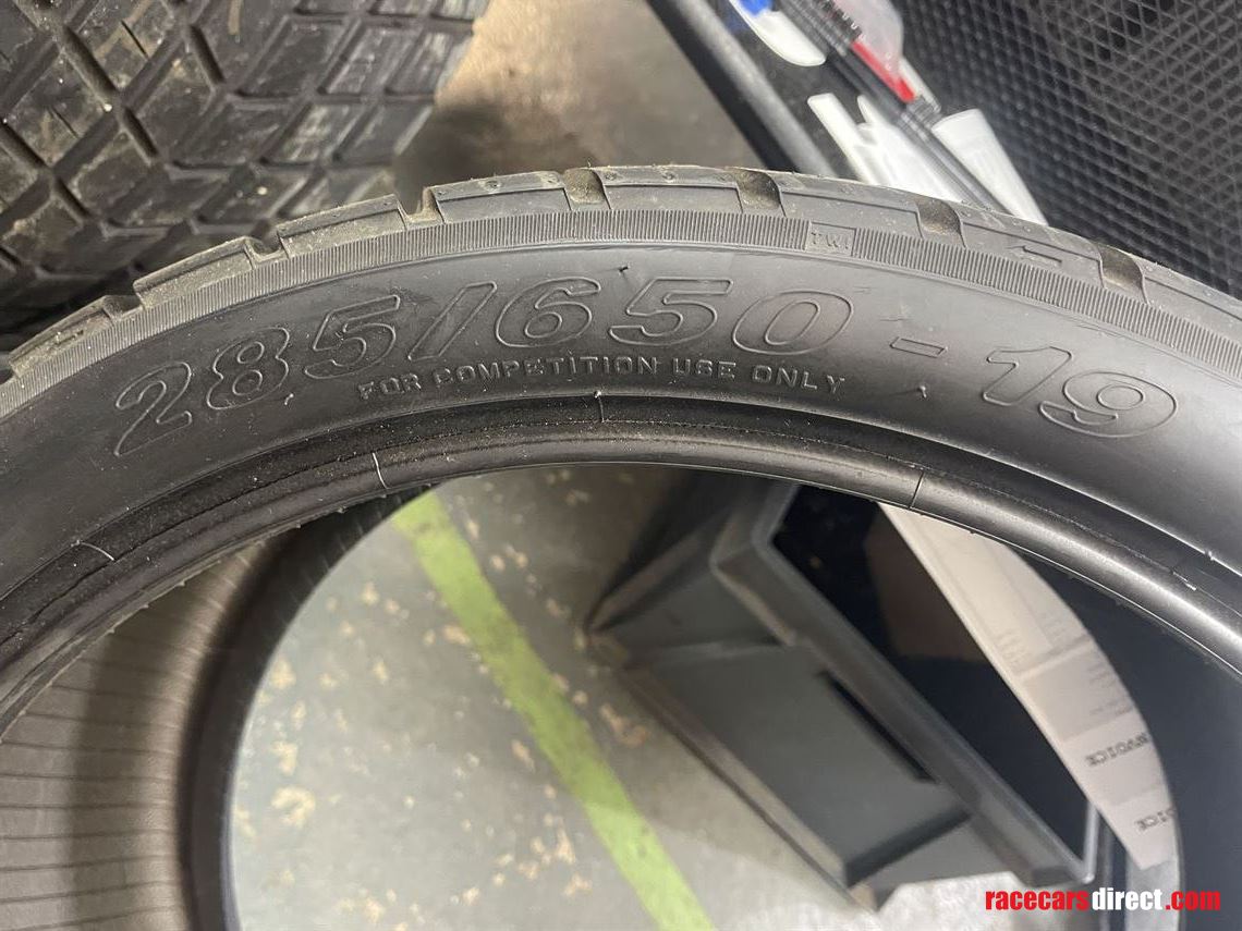 28565019-pirelli-wets