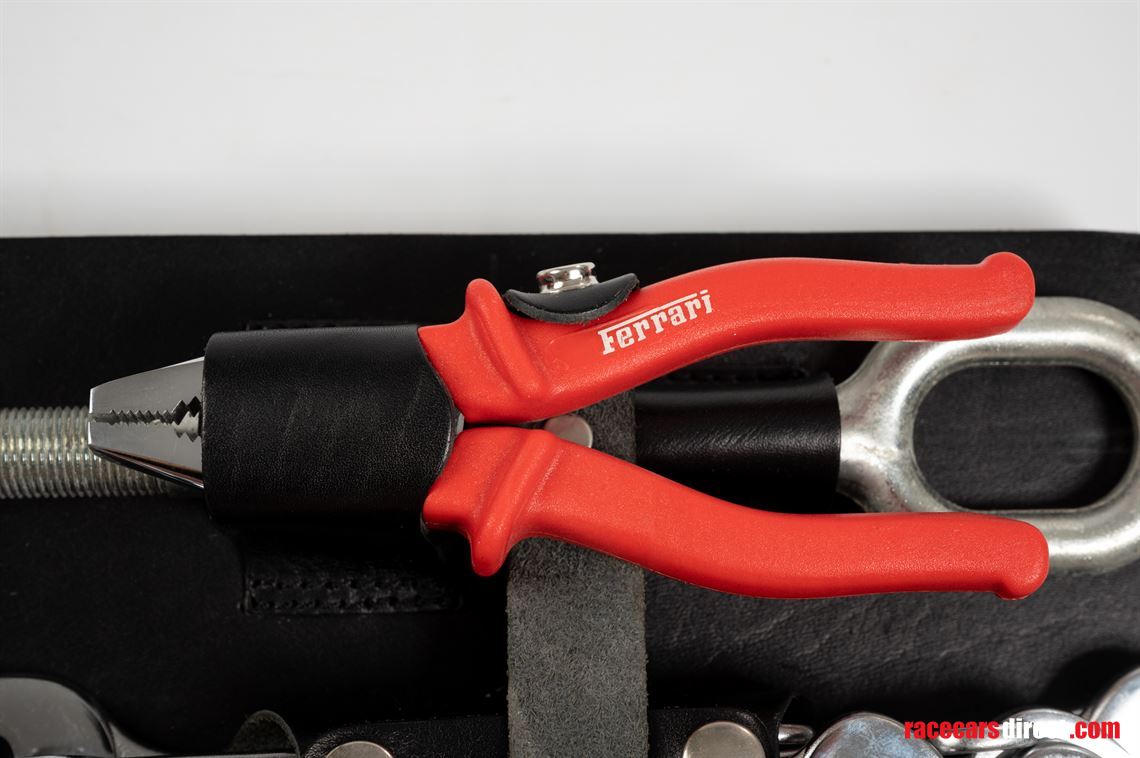 ferrari-enzo-toolkit