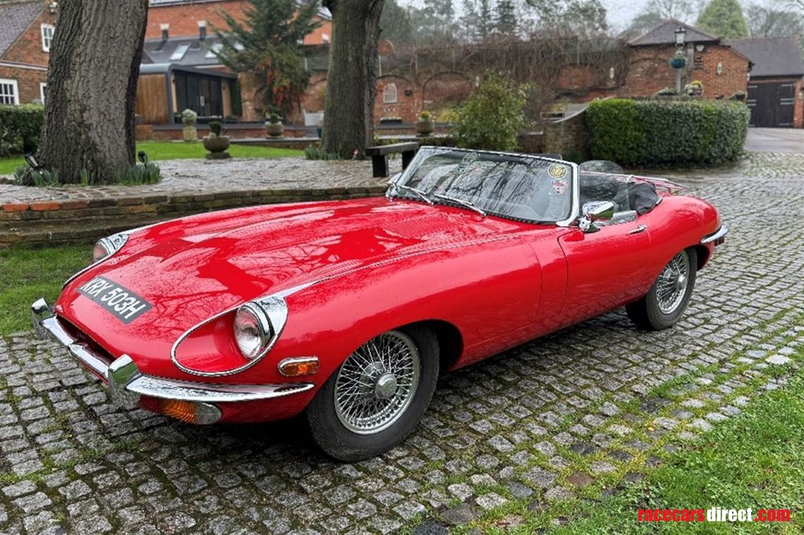 jaguar-e-type-42-roadster
