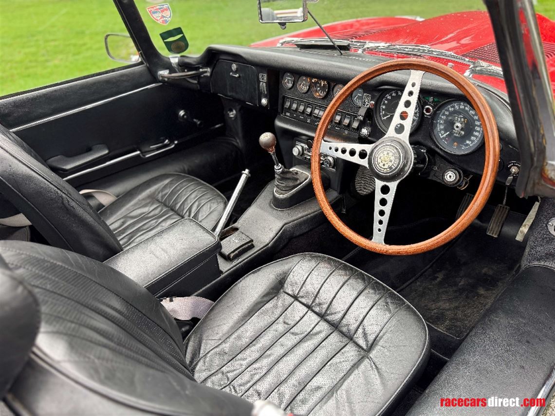 jaguar-e-type-42-roadster