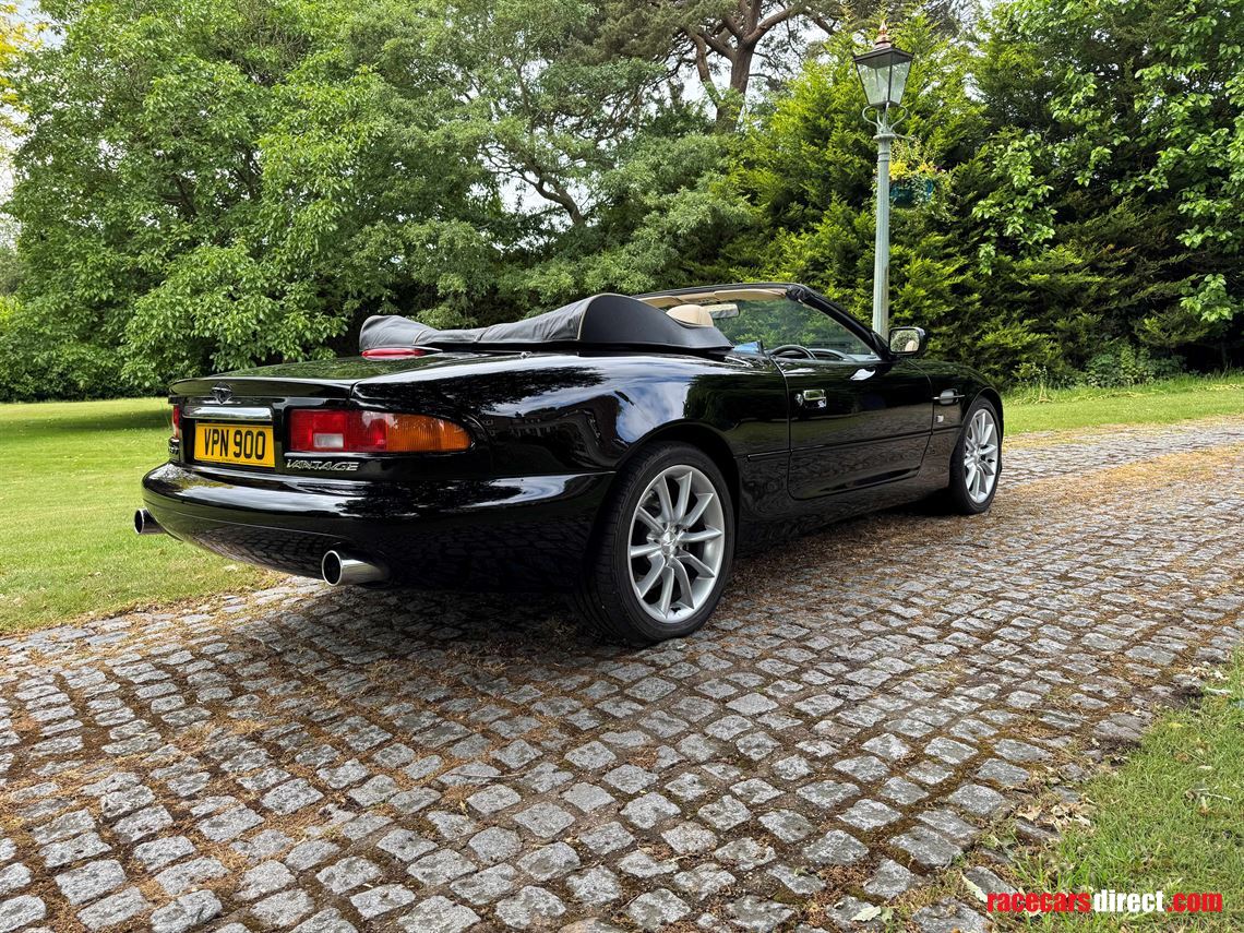 aston-martin-db7-vantage-volante
