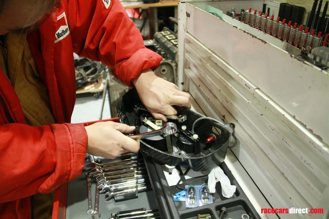 1998-leyton-house-march-88b-013-race-car