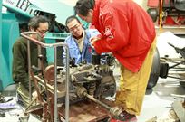 1998-leyton-house-march-88b-013-race-car