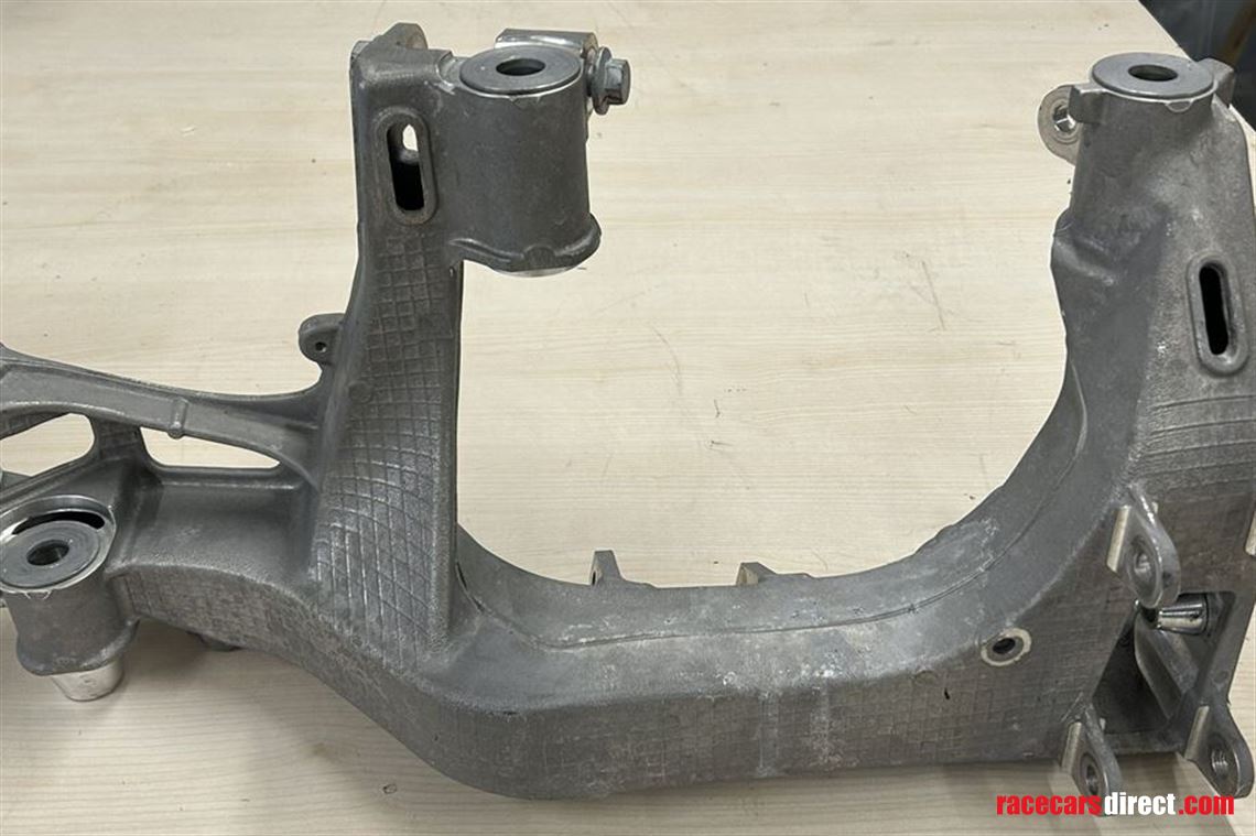 porsche-911-997-gt3r---rear-subframe-rh