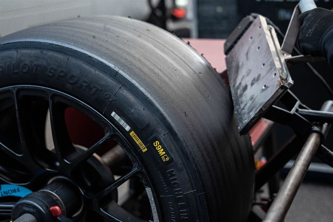 professional-tyre-scraping-machine